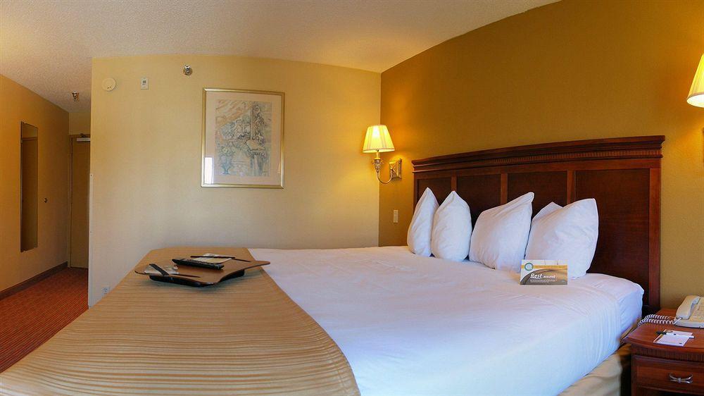 Surestay Plus Hotel By Best Western Durham Medical Center Екстериор снимка