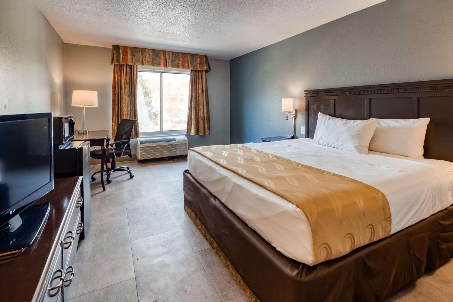 Surestay Plus Hotel By Best Western Durham Medical Center Екстериор снимка