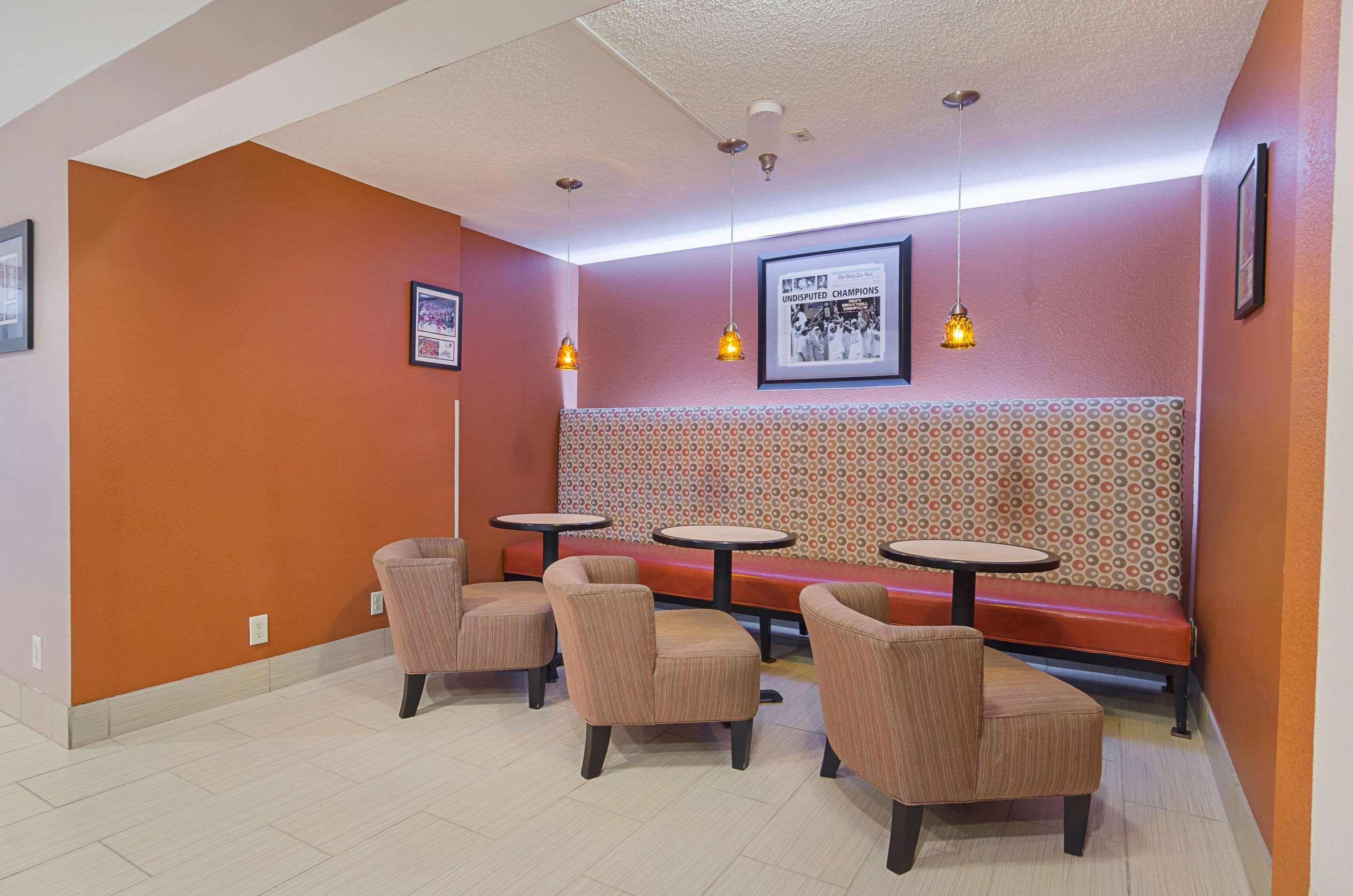 Surestay Plus Hotel By Best Western Durham Medical Center Екстериор снимка