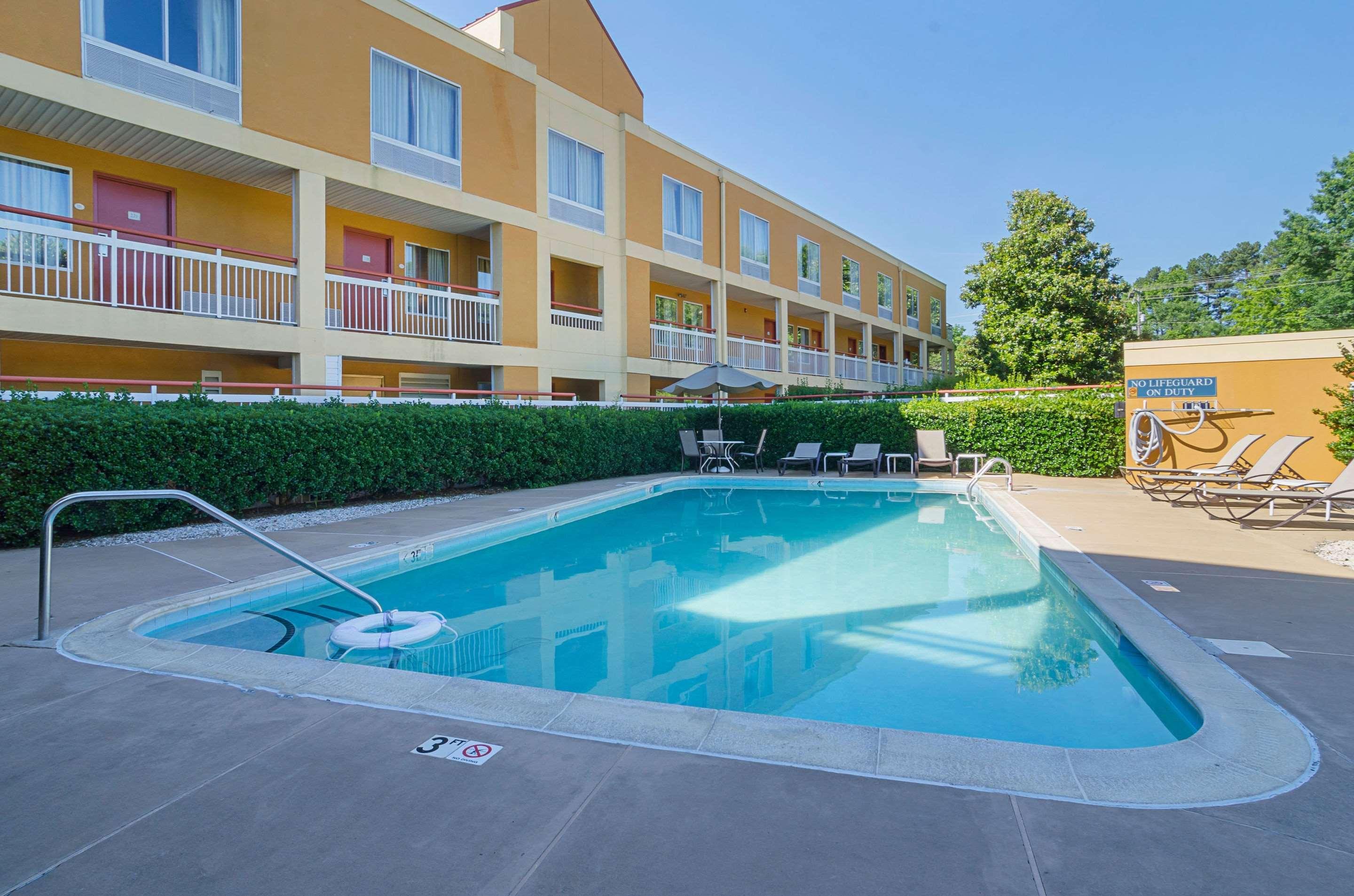 Surestay Plus Hotel By Best Western Durham Medical Center Екстериор снимка