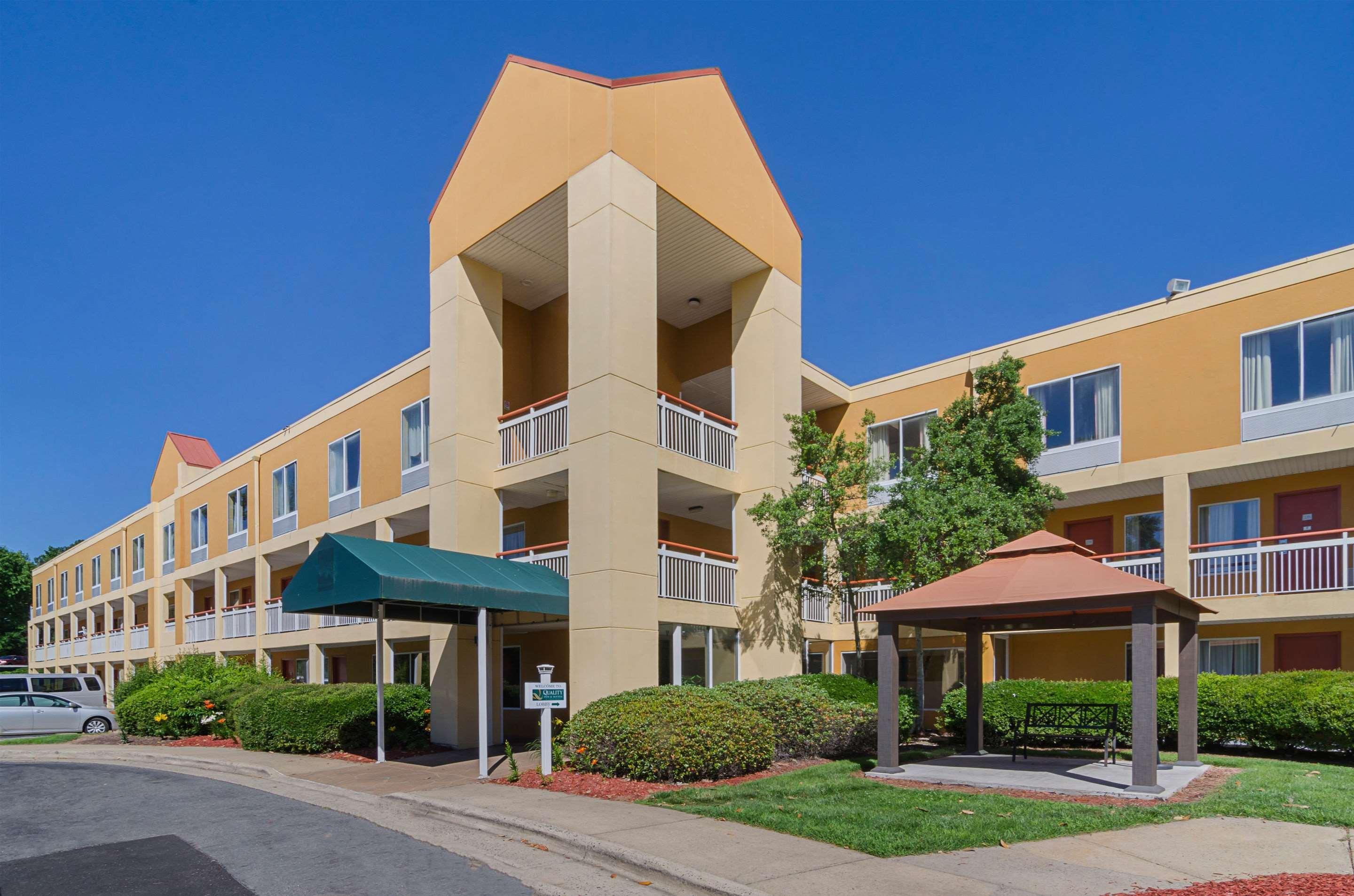 Surestay Plus Hotel By Best Western Durham Medical Center Екстериор снимка