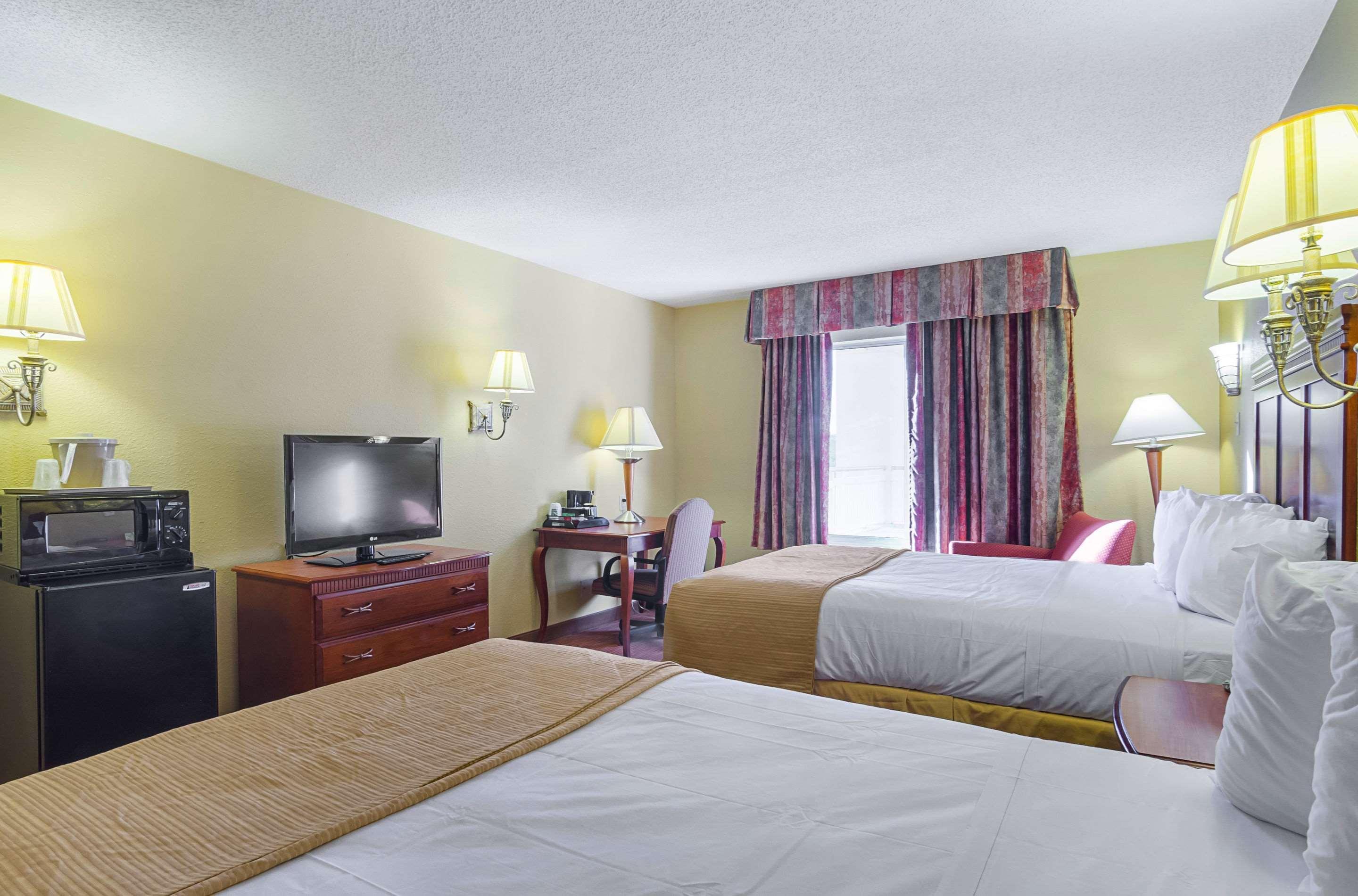 Surestay Plus Hotel By Best Western Durham Medical Center Екстериор снимка