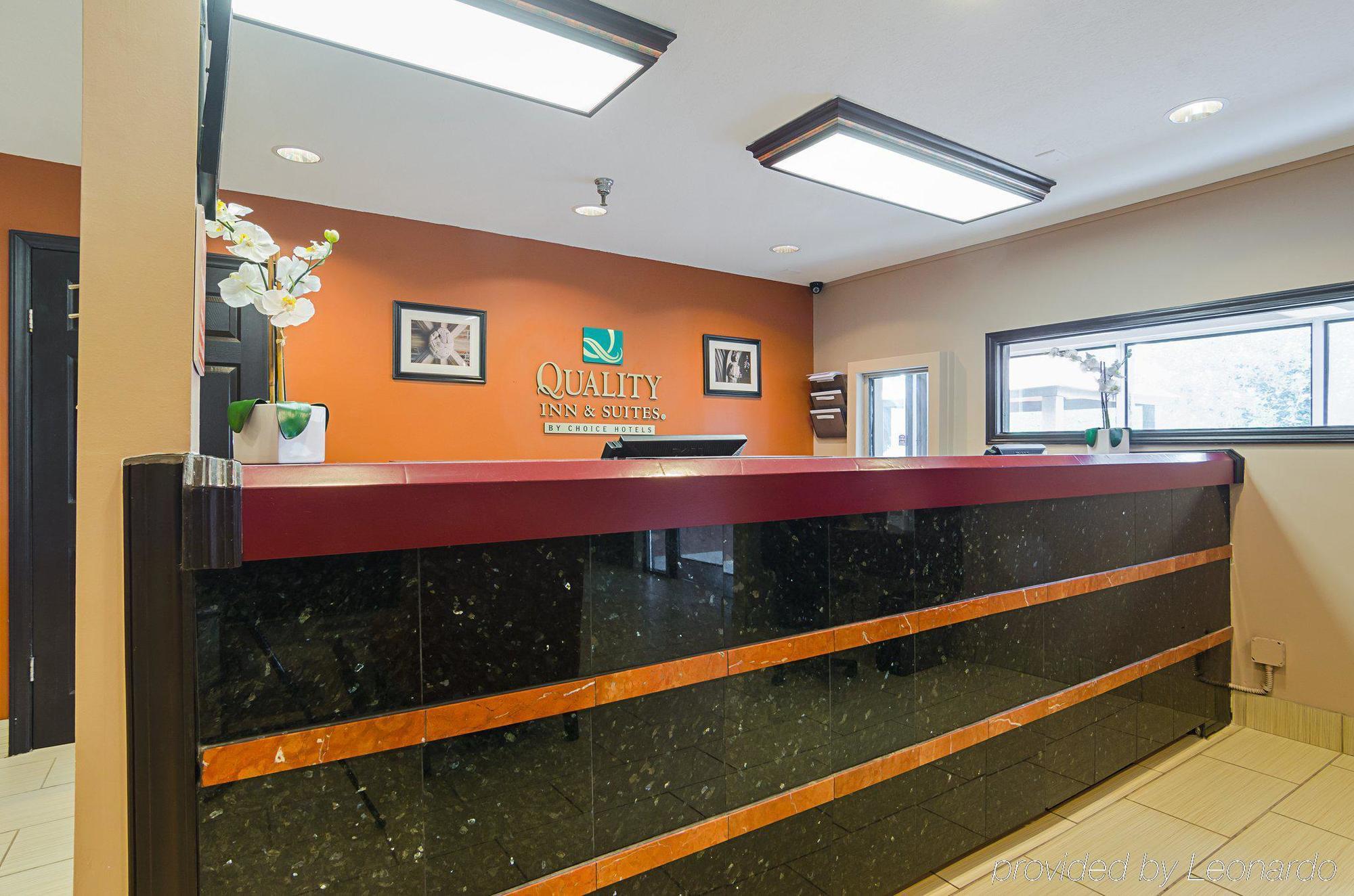 Surestay Plus Hotel By Best Western Durham Medical Center Екстериор снимка