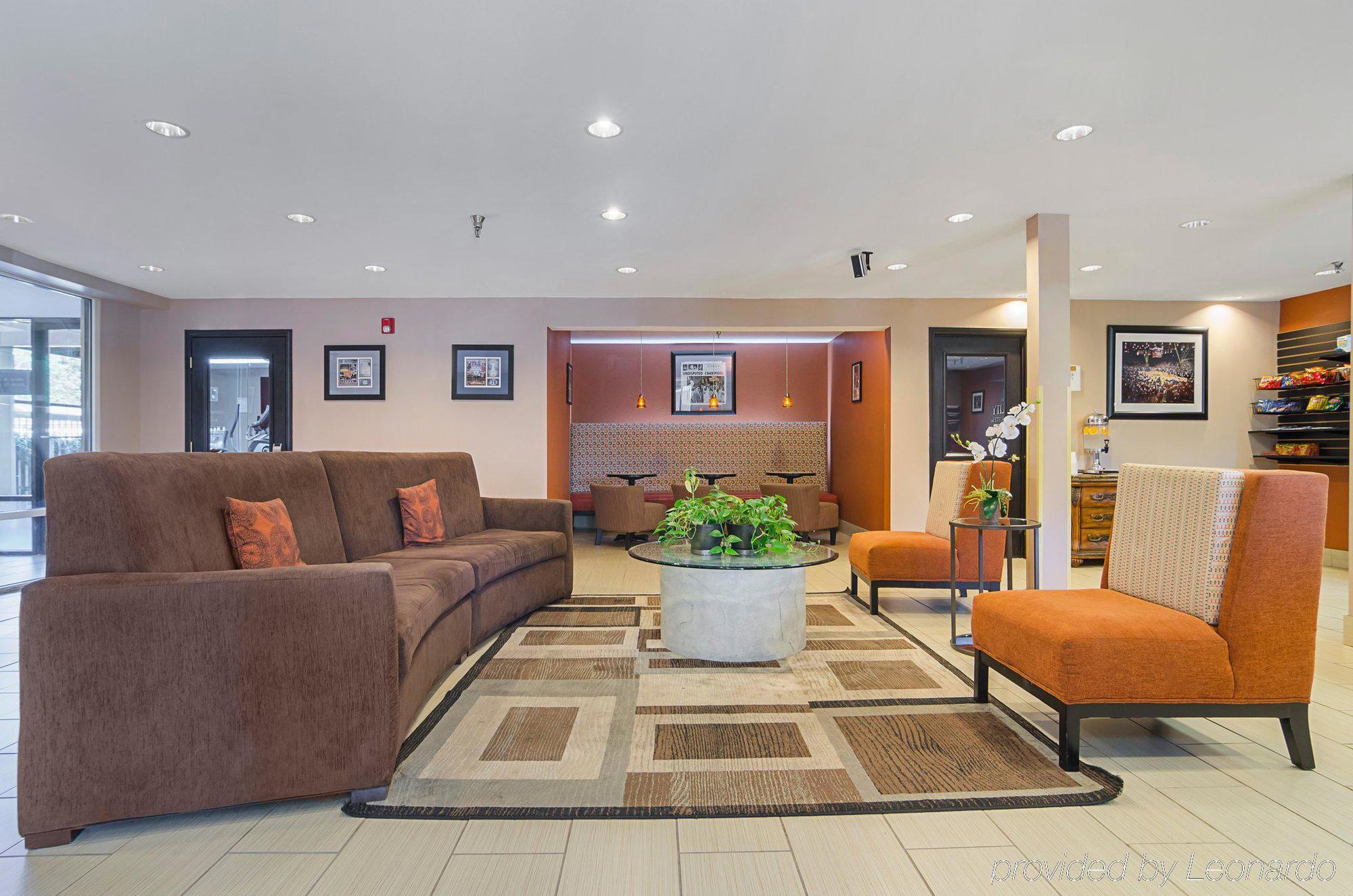 Surestay Plus Hotel By Best Western Durham Medical Center Екстериор снимка